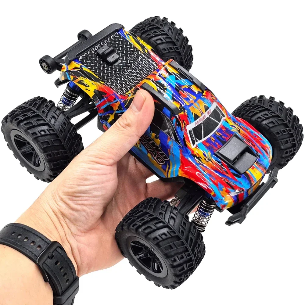 MJX HYPER GO 20208 1/20 2.4G 4WD 39KM/H High Speed Brushless RC Car Crawler with 2pcs Battery